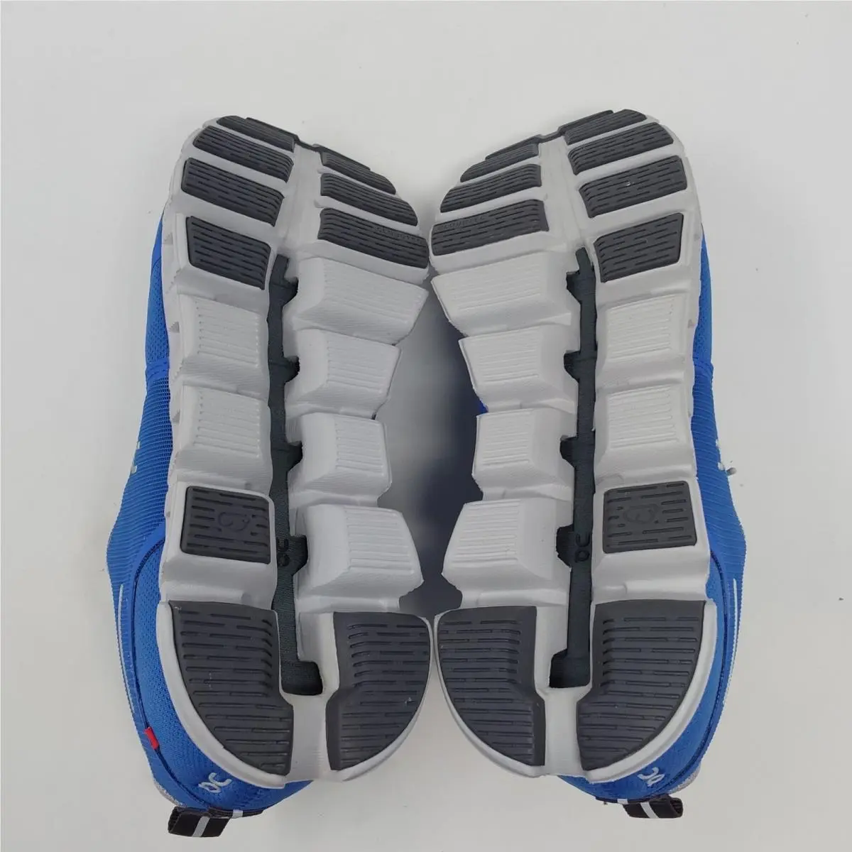On-Running shoes - On Cloud 5 Waterproof - Cloud Waterproof - Blue 4