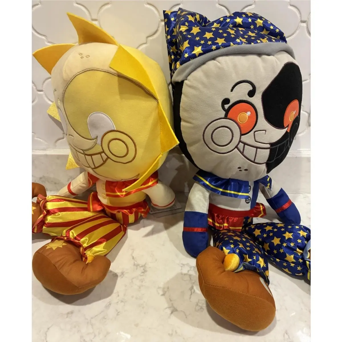 Five Nights At Freddy’s Sun Moon Plush Jumbo 21”+ Fnaf Security Breach Funko