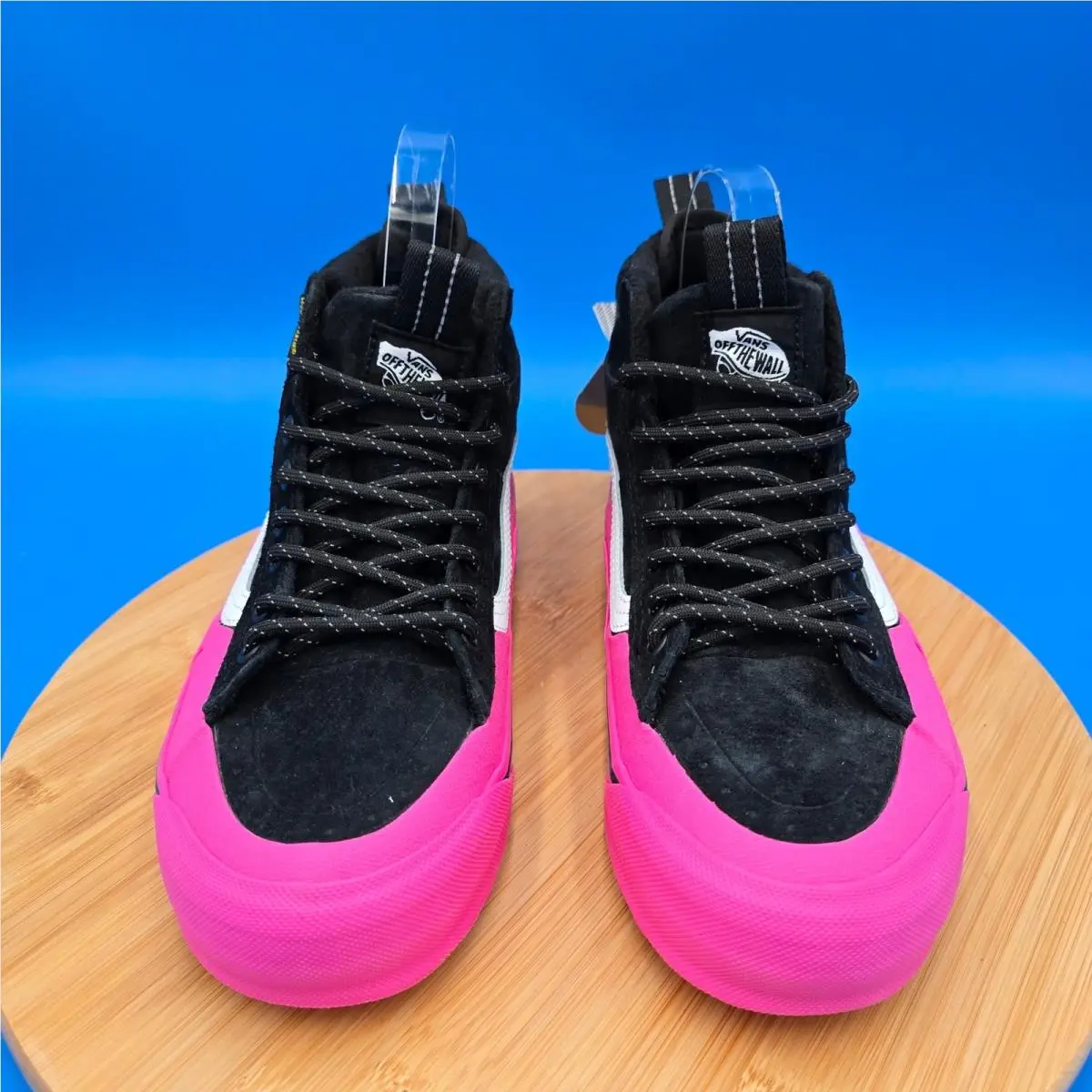 Vans shoes - Vans Sk8-Hi MTE-3 All-Trac - Pink 1