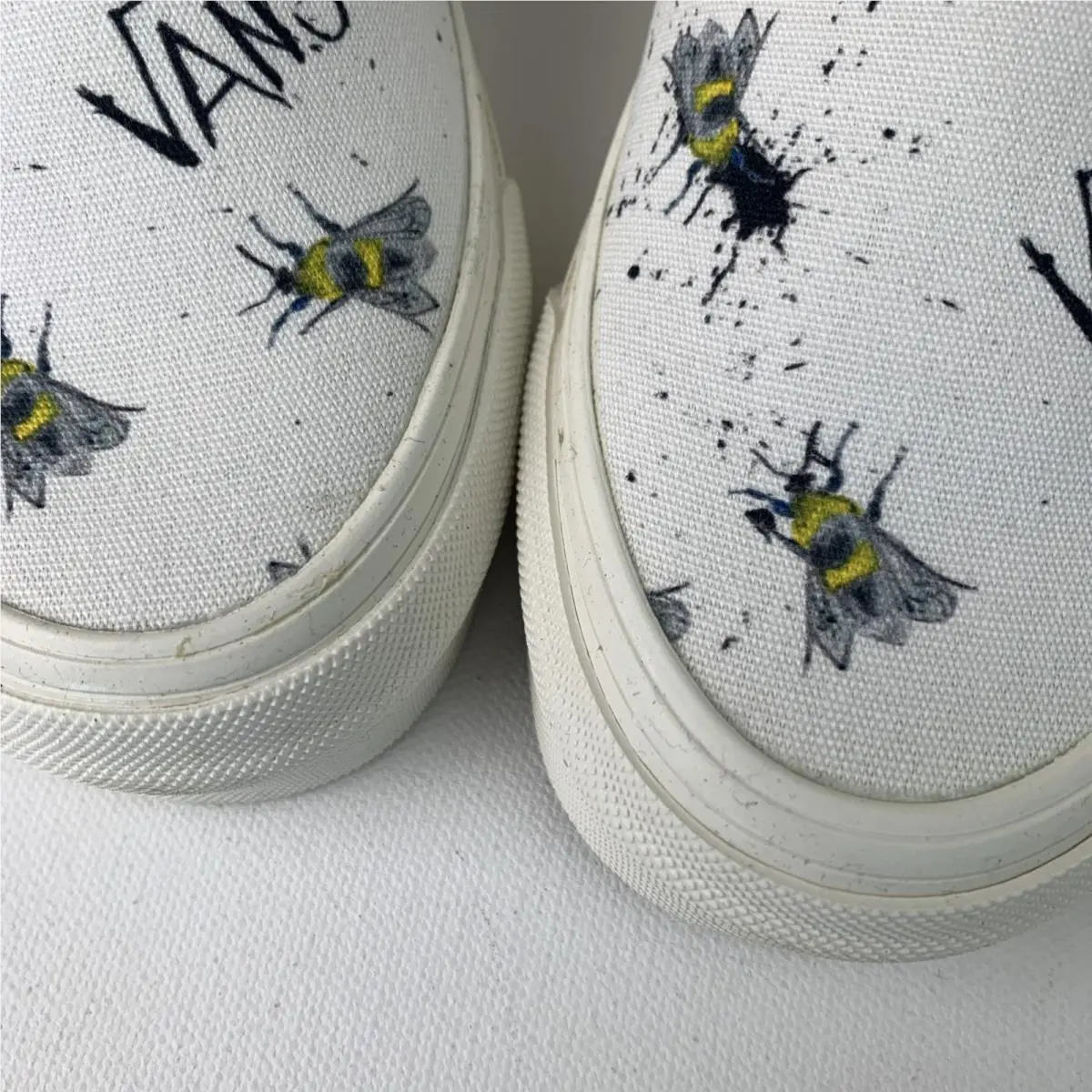Vans shoes - Vans Og Classic Slip on - VN0A45JKVQL - White 6