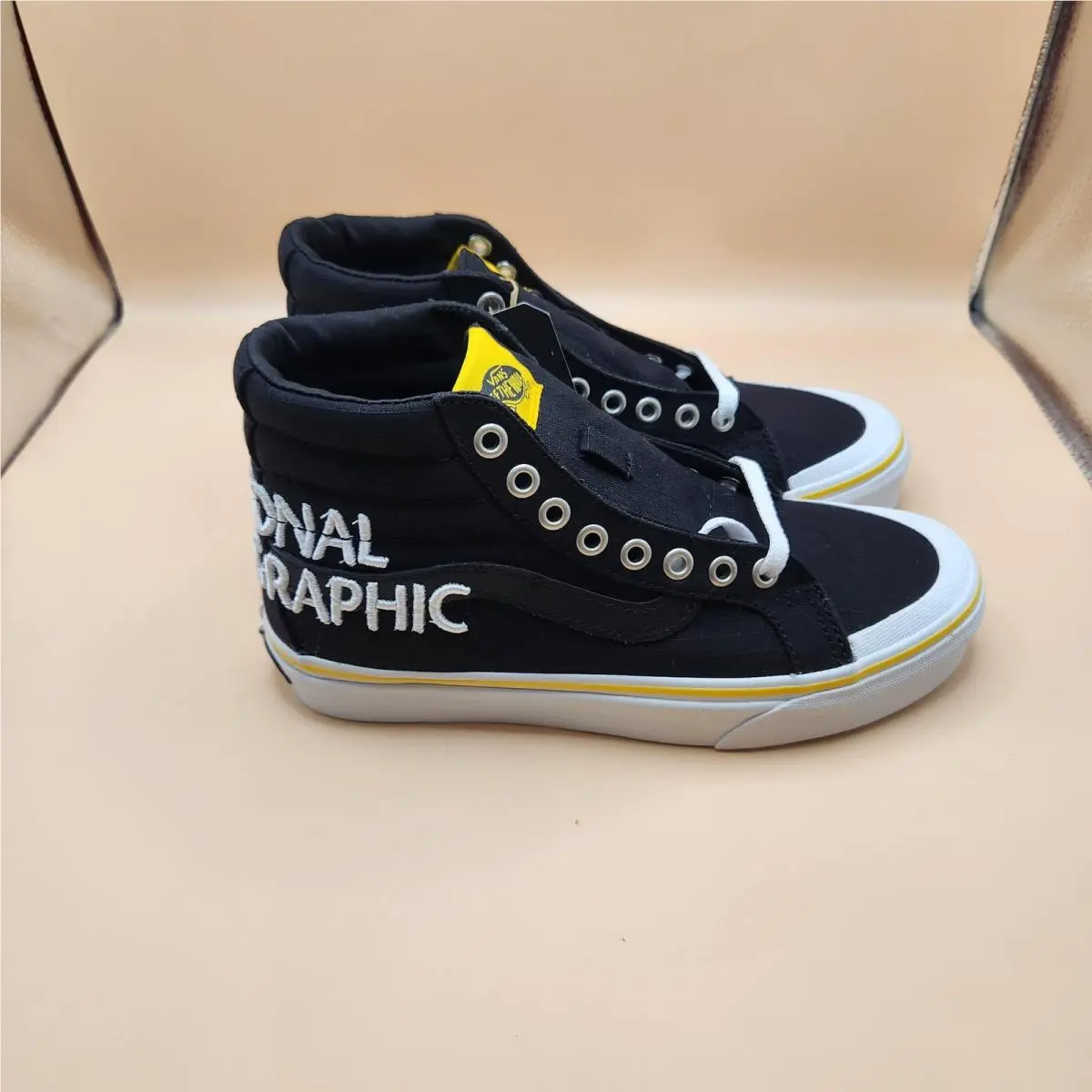 Sk8-Hi Reissue 13 Shoes Mens Size 5 National Geographic Black VN0A3TKPXHP by Vans