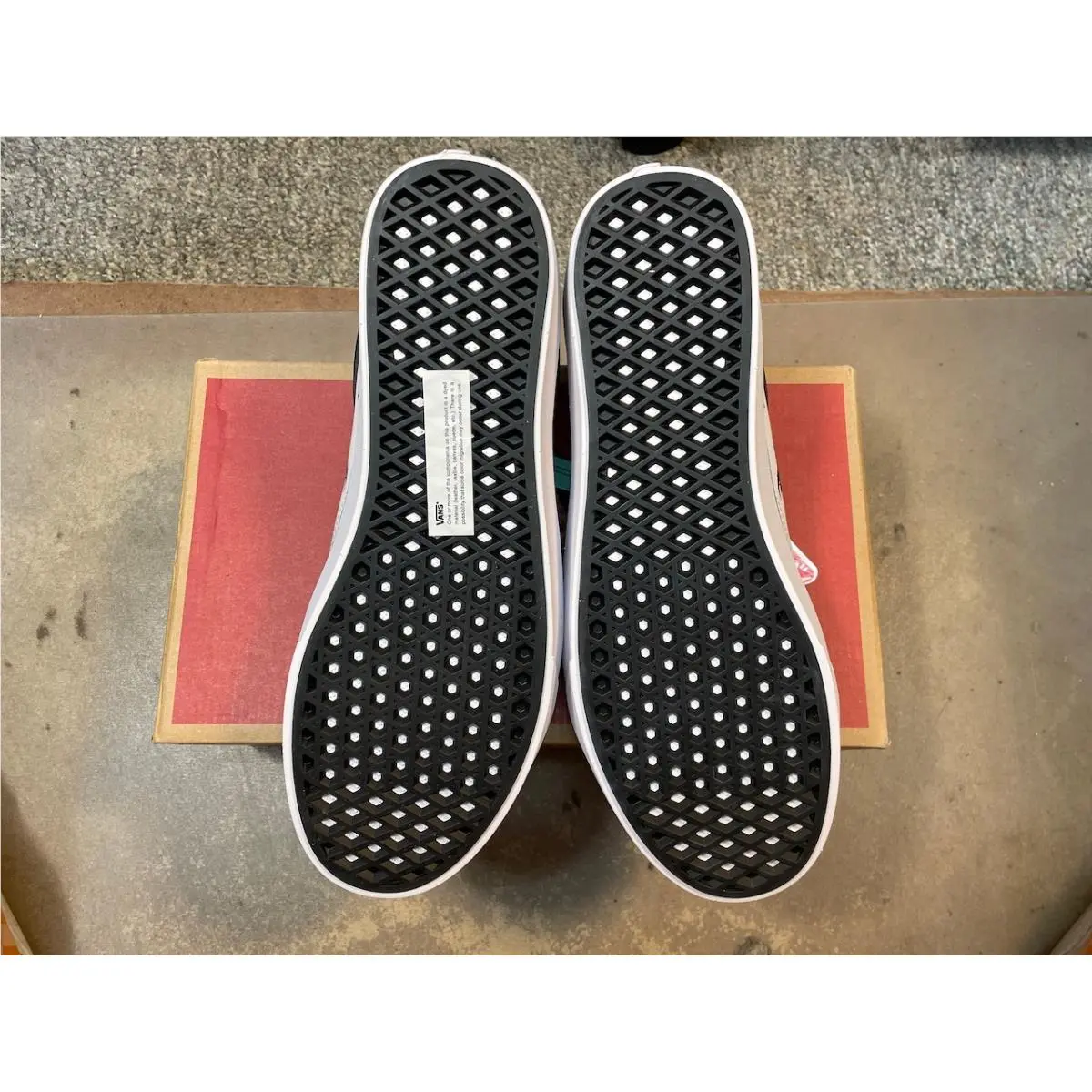 Vans shoes - VANS Old Skool - Old Skool - VN0A3WMA1RU - White 1