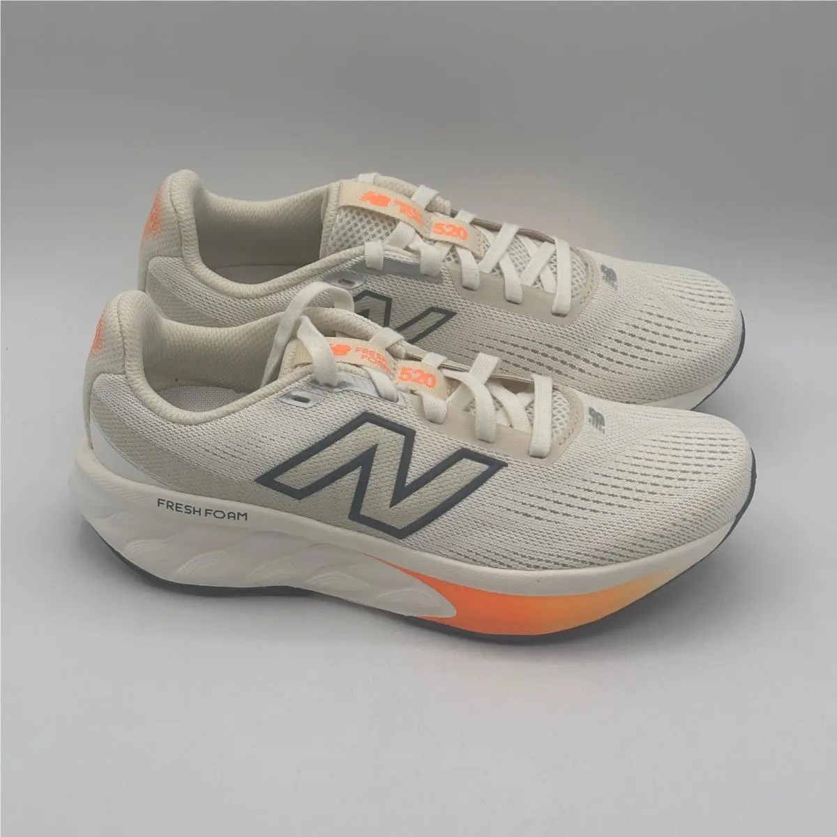 New Balance Fresh Foam 520 v9 Shoes Womens Size 6 B White Beige Running W520LG9