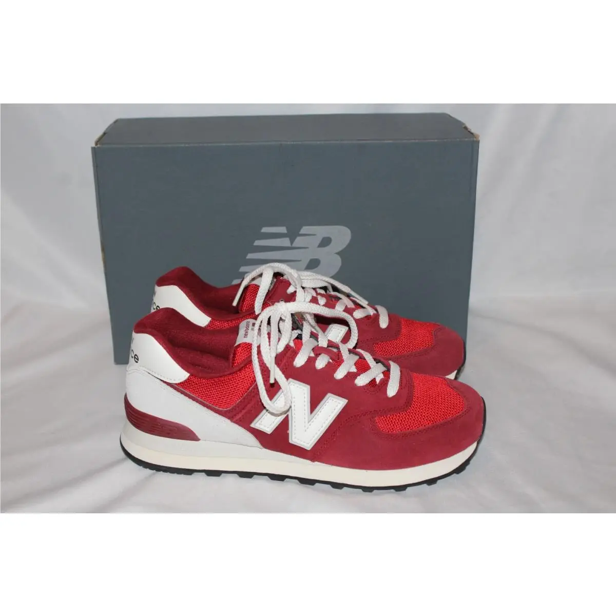 New Balance Men`s 574 Classics Athletic Sneakers Red White SZ 8.5