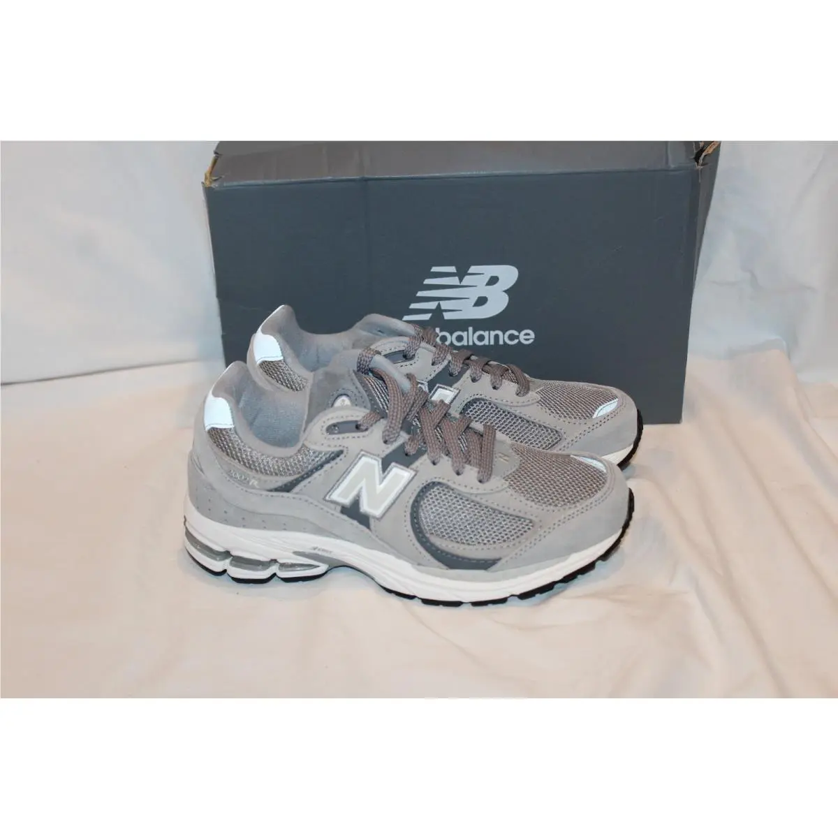 New Balance shoes - New Balance 2002 R - Gray 0