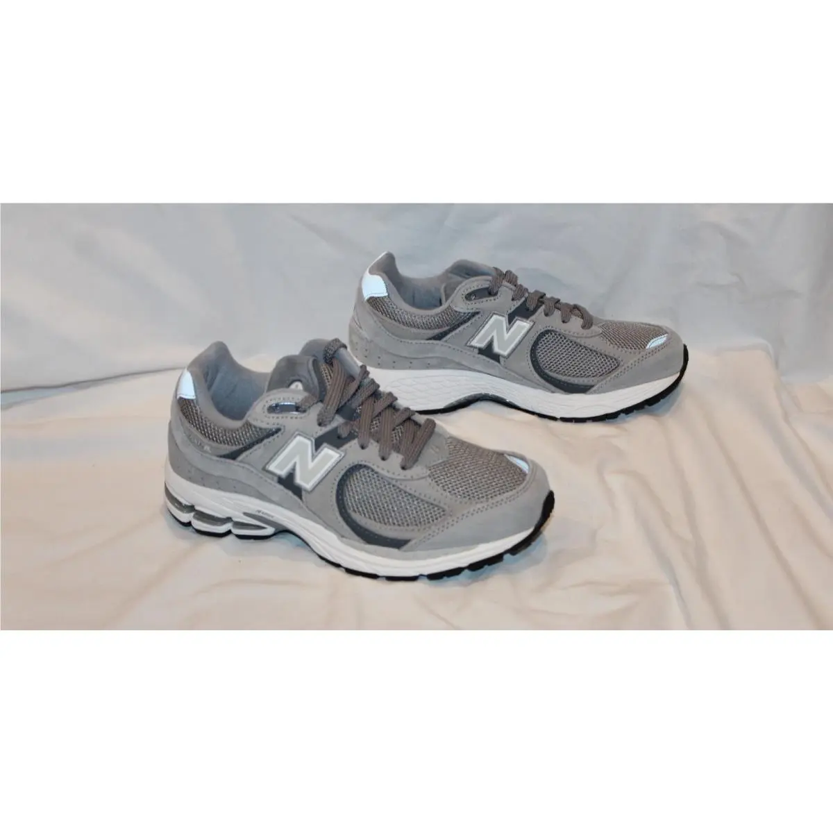 New Balance shoes - New Balance 2002 R - Gray 1