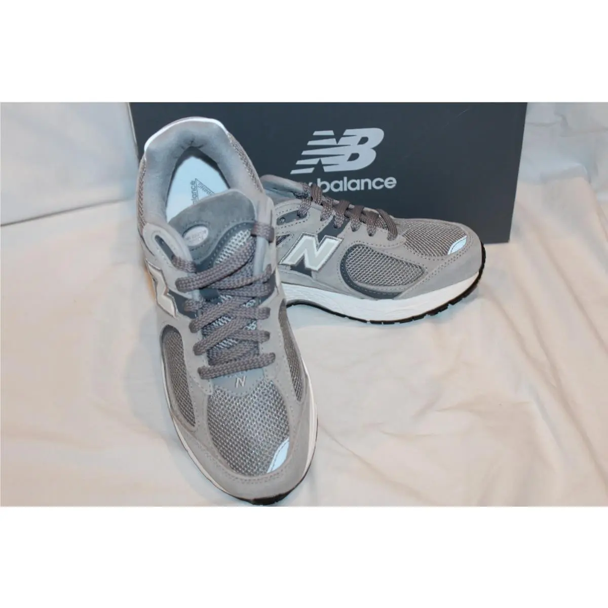 New Balance shoes - New Balance 2002 R - Gray 2