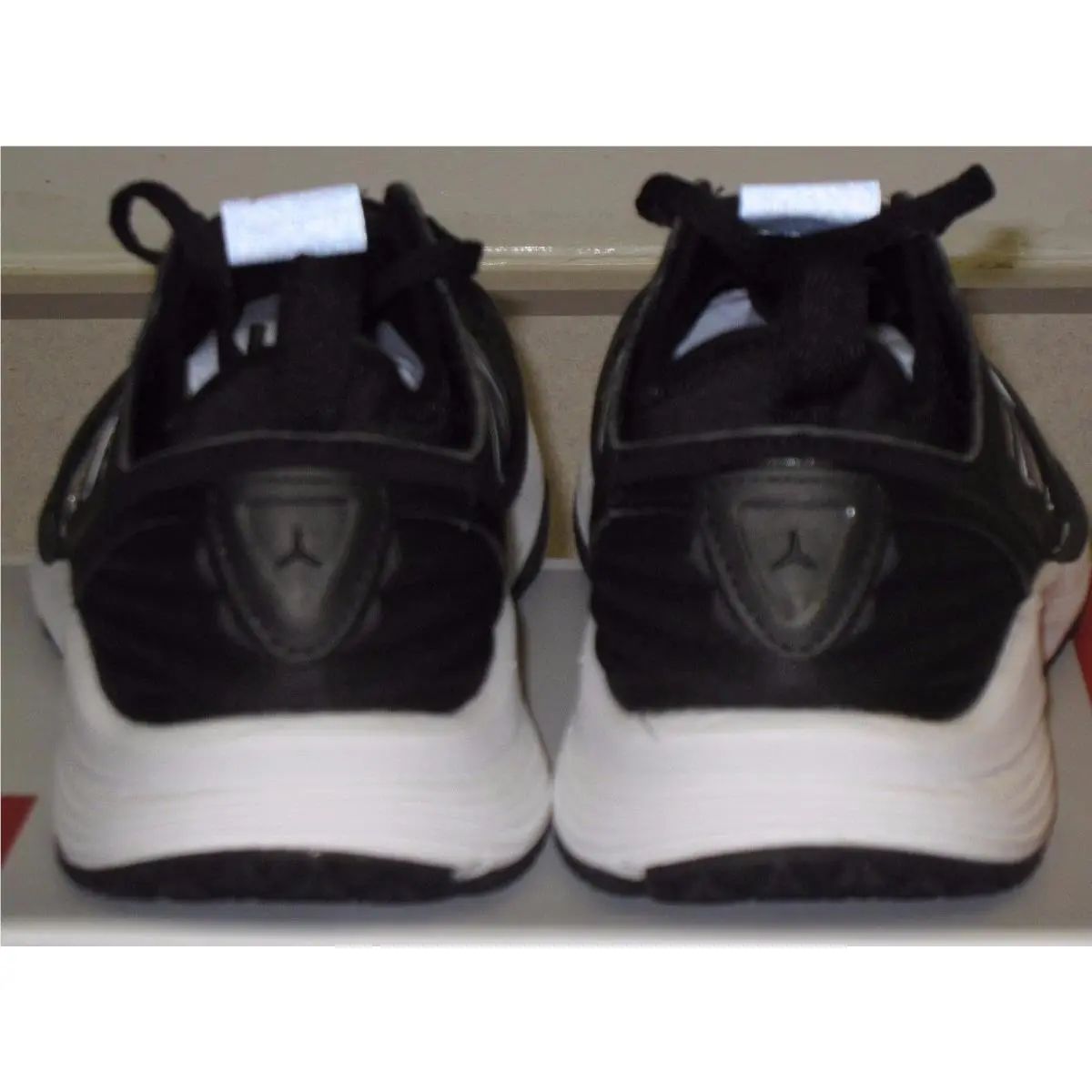New Balance shoes - Black 1