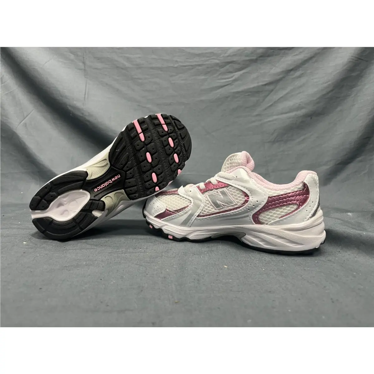 New Balance shoes - New Balance 530 - Pink (UPC: 197375773186) 0