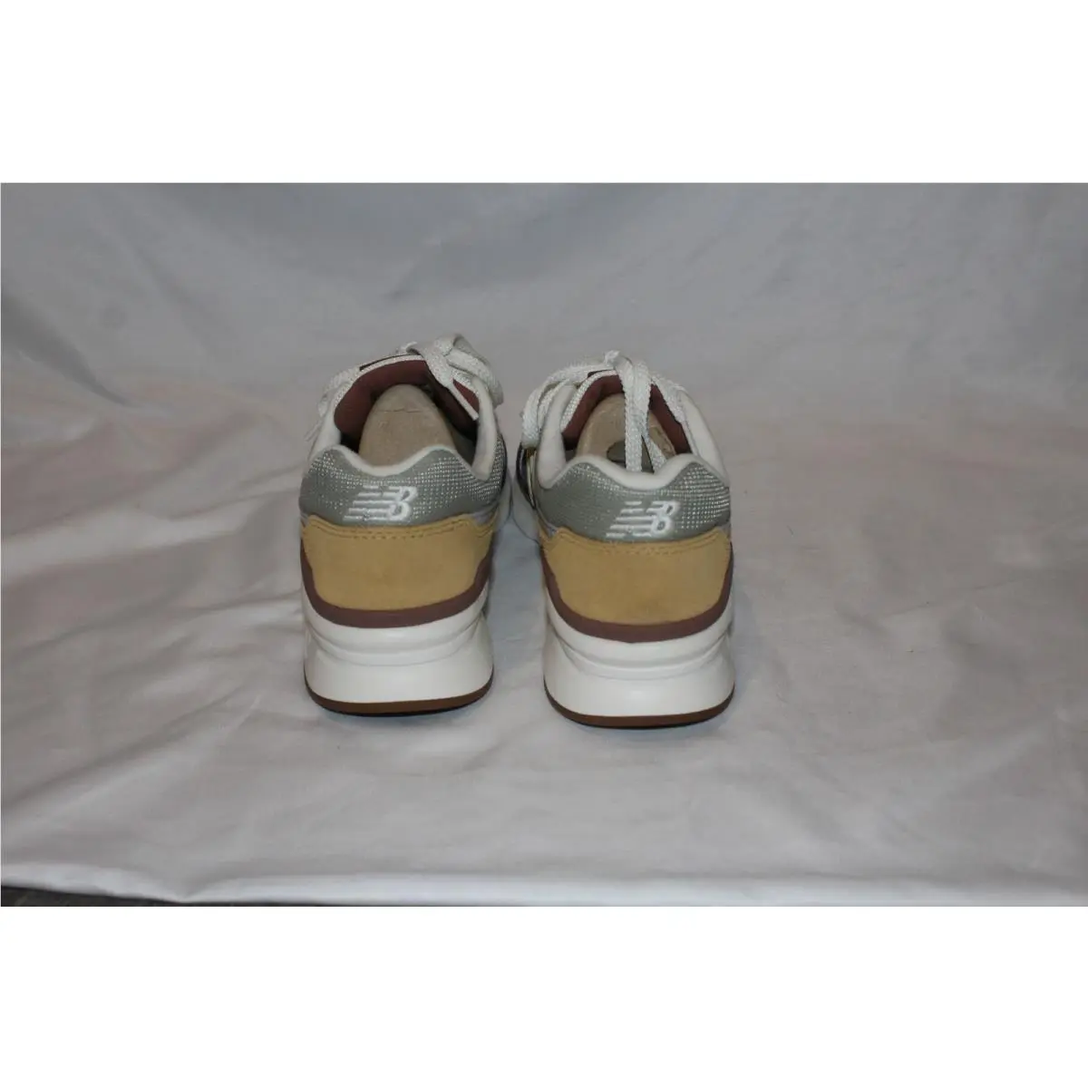 New Balance shoes - White 3