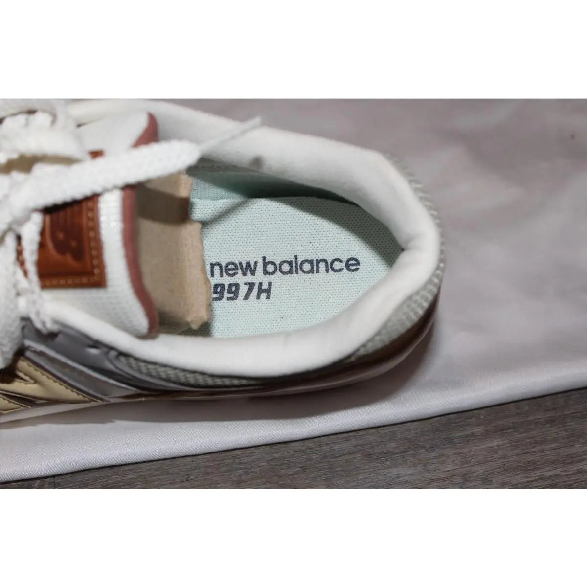 New Balance shoes - White 4