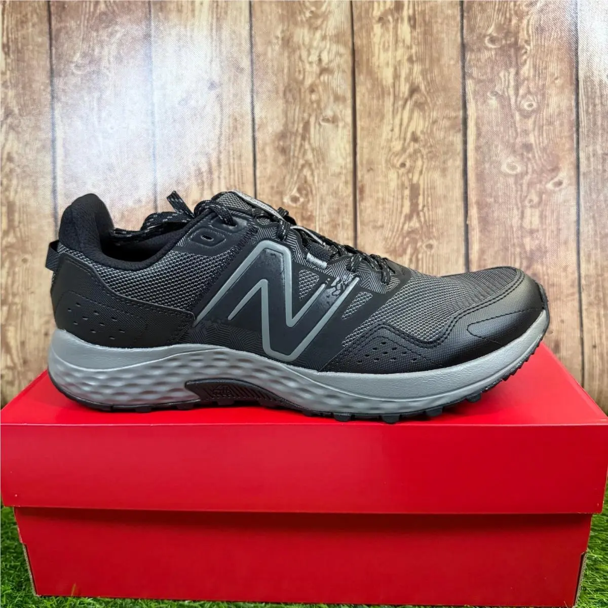 New Balance 410v8 Trail Running Shoes Mens Size 12 Black Grey Mesh Athletic