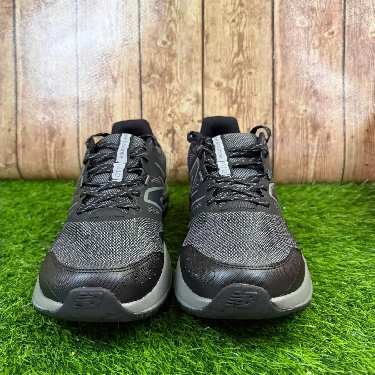 New Balance shoes - New Balance 410v8 - Black 1