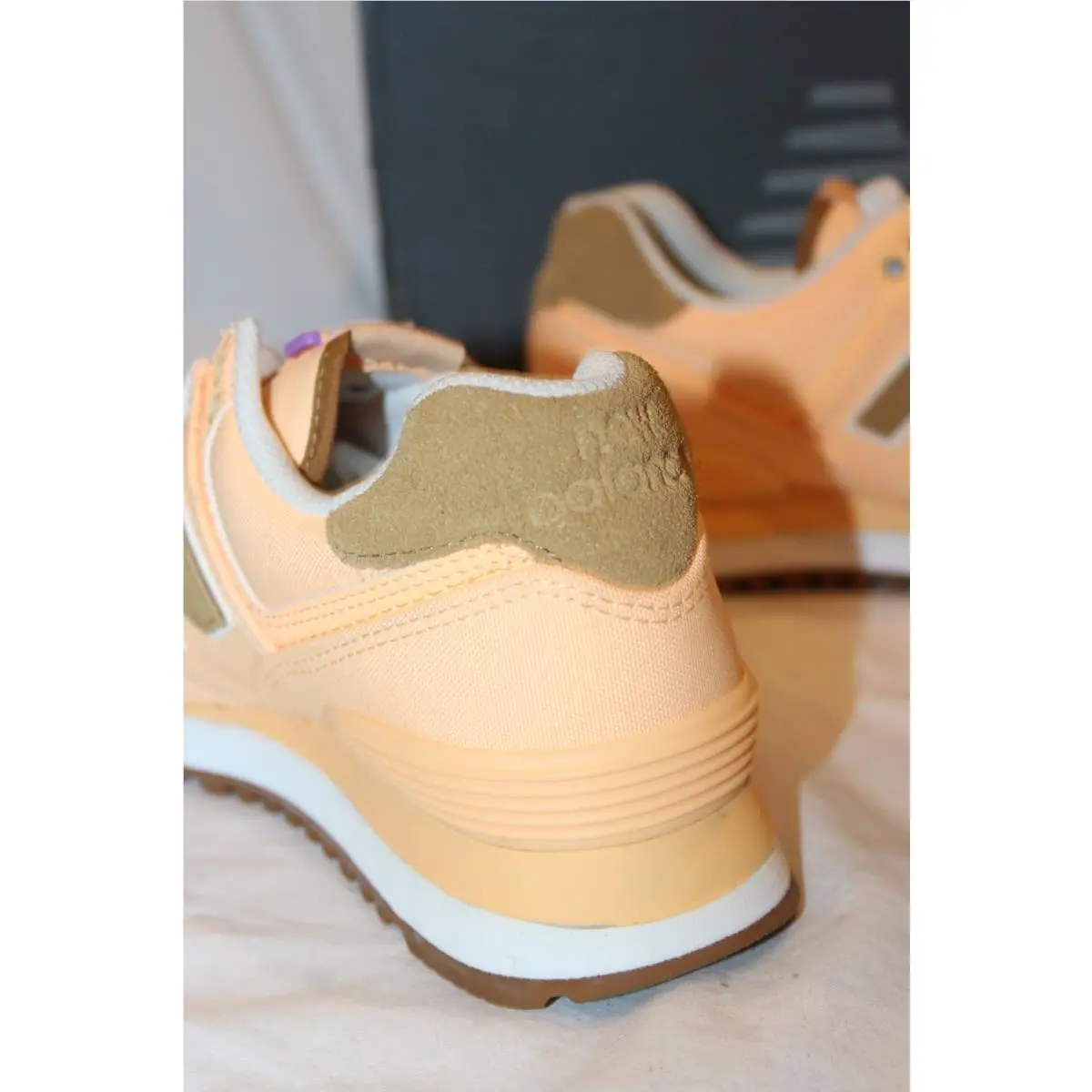 New Balance shoes - New Balance 574 - WL574BK2 - Orange 5