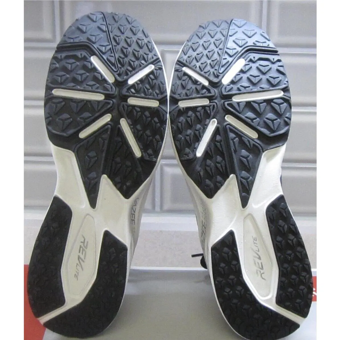 New Balance shoes - Black 2