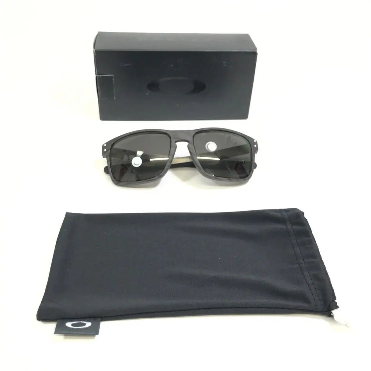 Sunglasses Holbrook Mix OO9384-0457 Woodgrain Silver Frames Prizm Lenses by Oakley