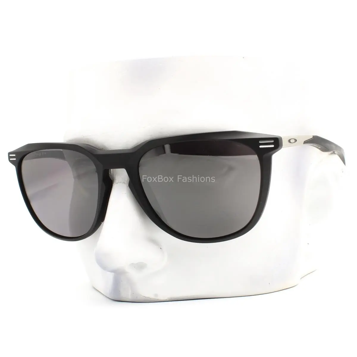 Thurso Sunglasses Matte Black Prizm Black Polarized OO9286-0254 with Case by Oakley