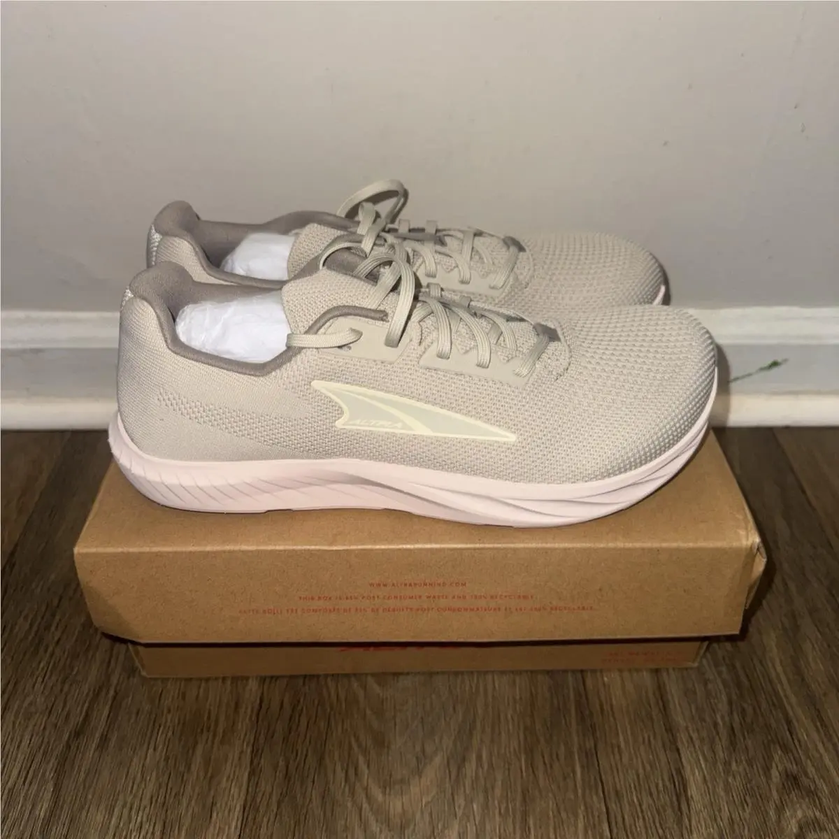 Altra shoes - Escalante 4 - Escalante - Tan (UPC: 198266715322) 2
