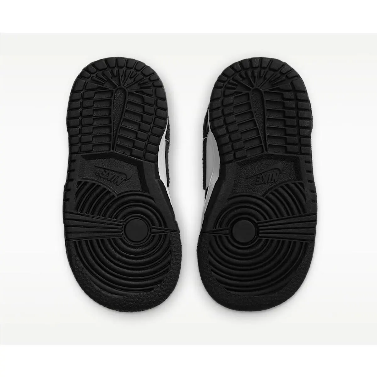 Nike shoes - White/Black 6
