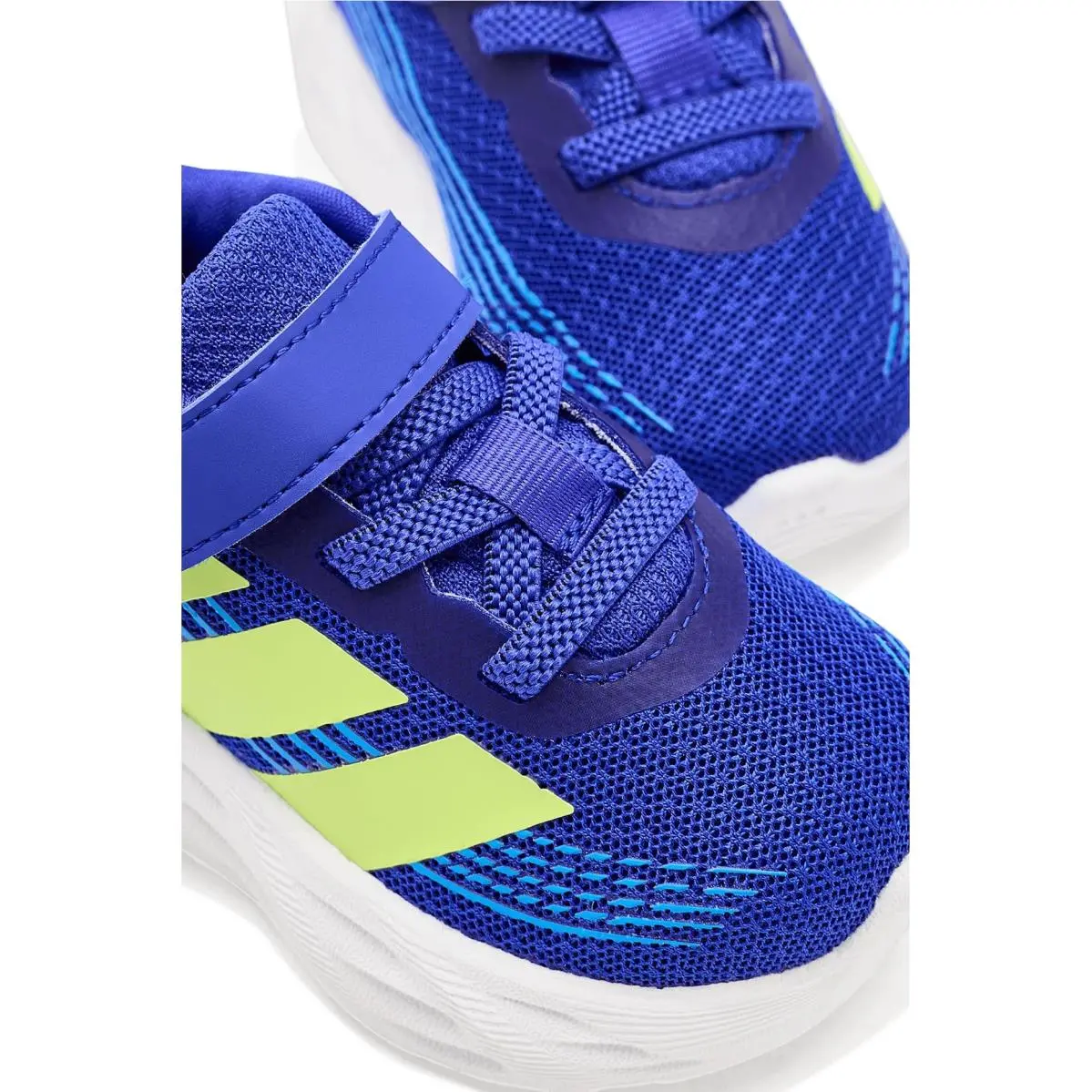Adidas shoes - Black/White/Carbon 18