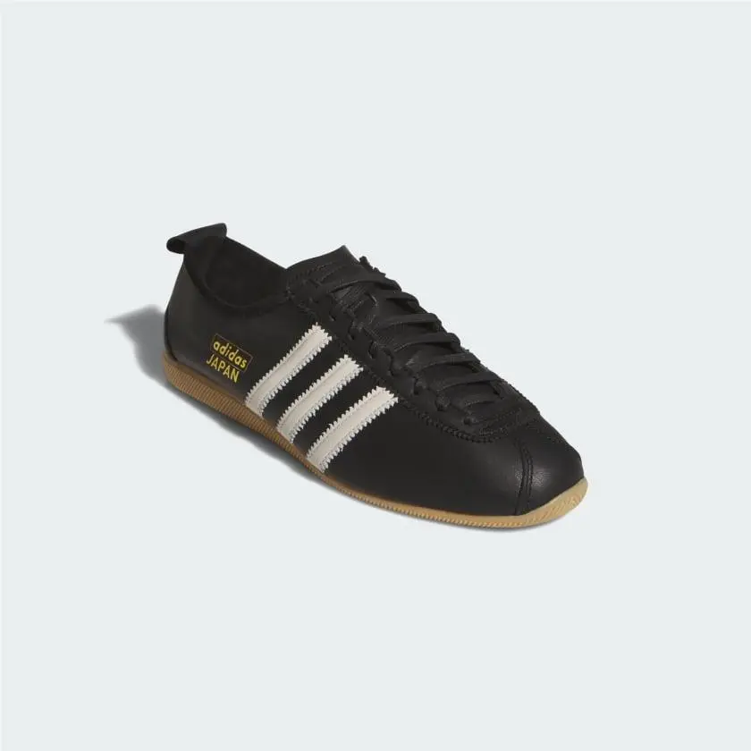 Adidas shoes - Core Black / Alumina / Gold Metallic