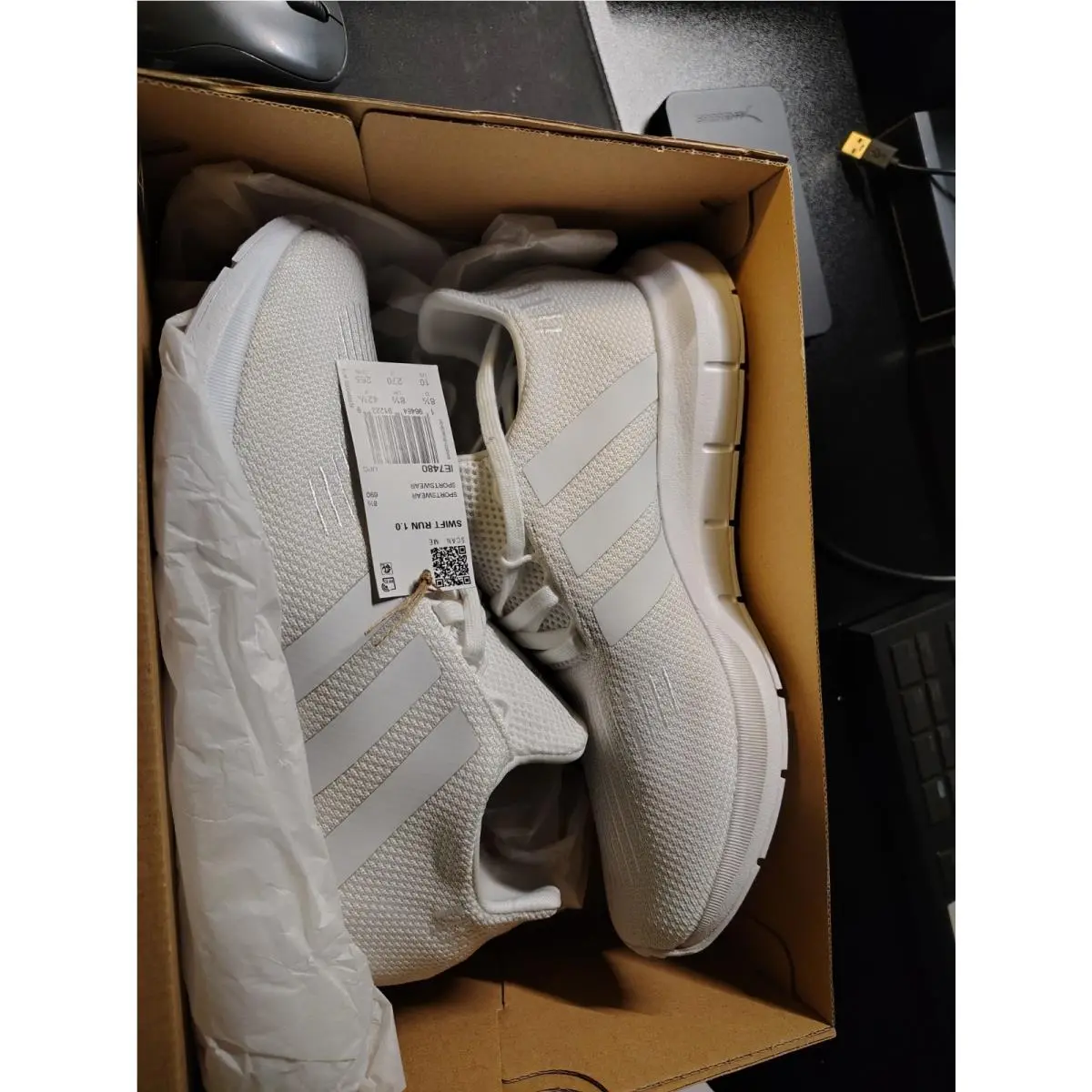 Adidas Swift Run 1.0 Women’s Cloud White Knit Low Top Lace Up Sneakers IE7480
