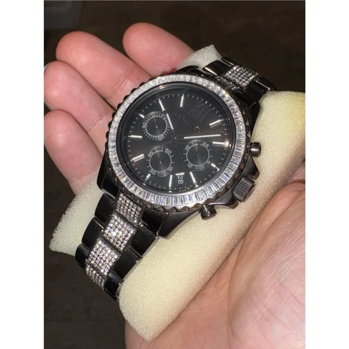 Michael Kors MK5829 Ladies Mens Steel Crystal Glitz Chronograph Watch