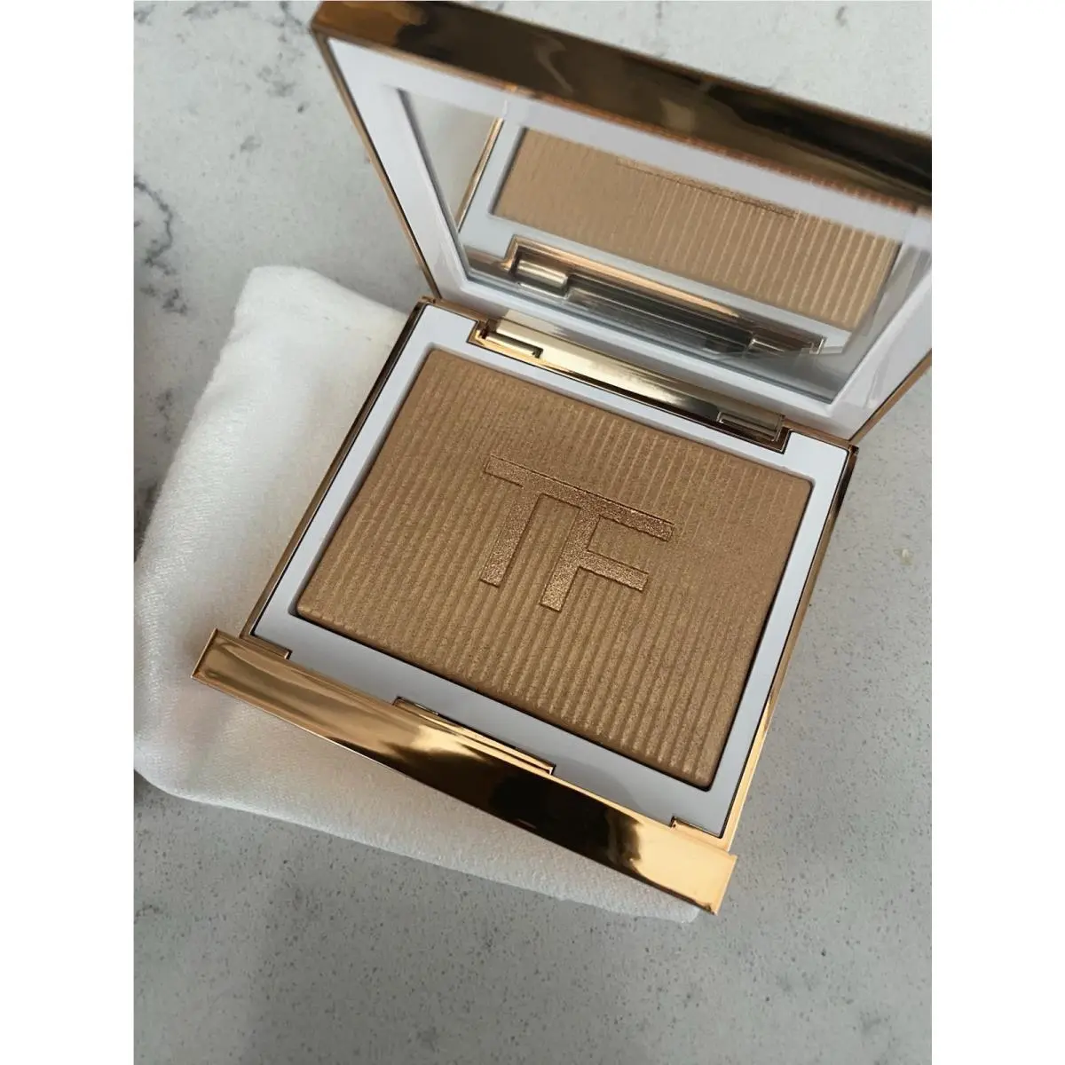 Tom Ford Soleil Glow Highlighter -01 Mirage - - Limited