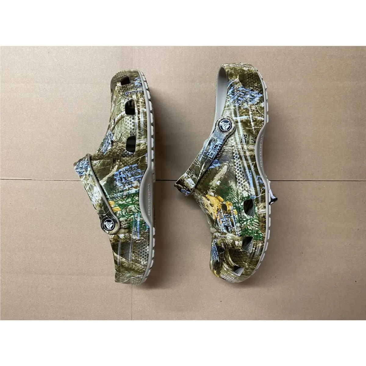 Crocs shoes - Crocs x Thisisneverthat + Jibbets - 207631-267 - Green 6
