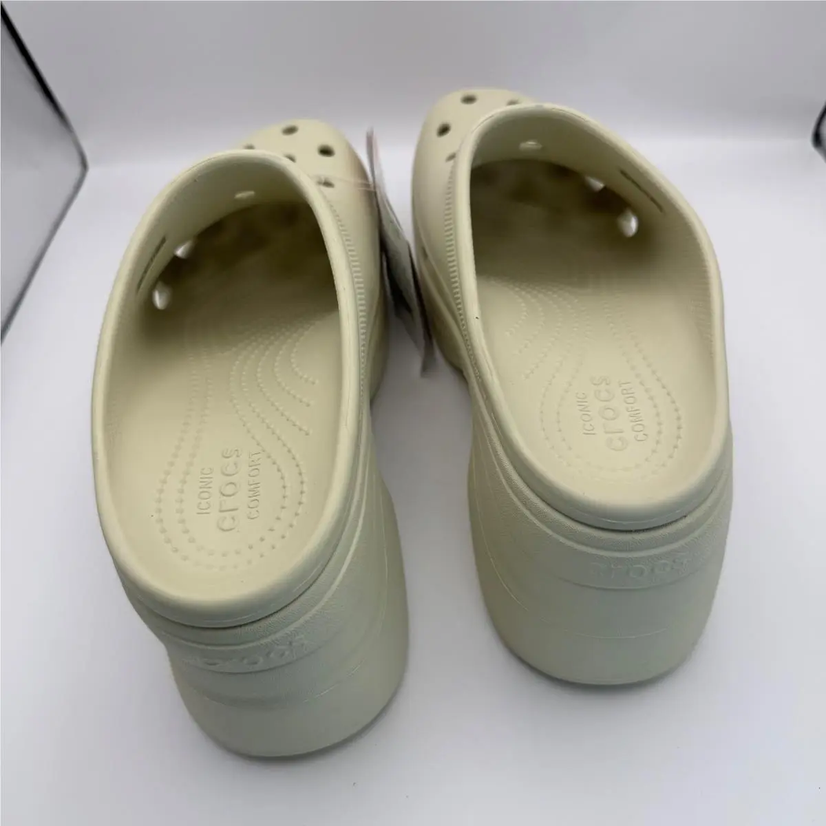 Crocs shoes - White 2