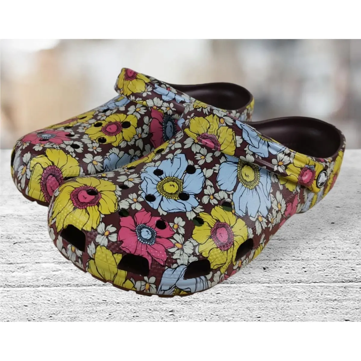Crocs Classic Retro Floral Clog US Size Men 10 Women 12 208954