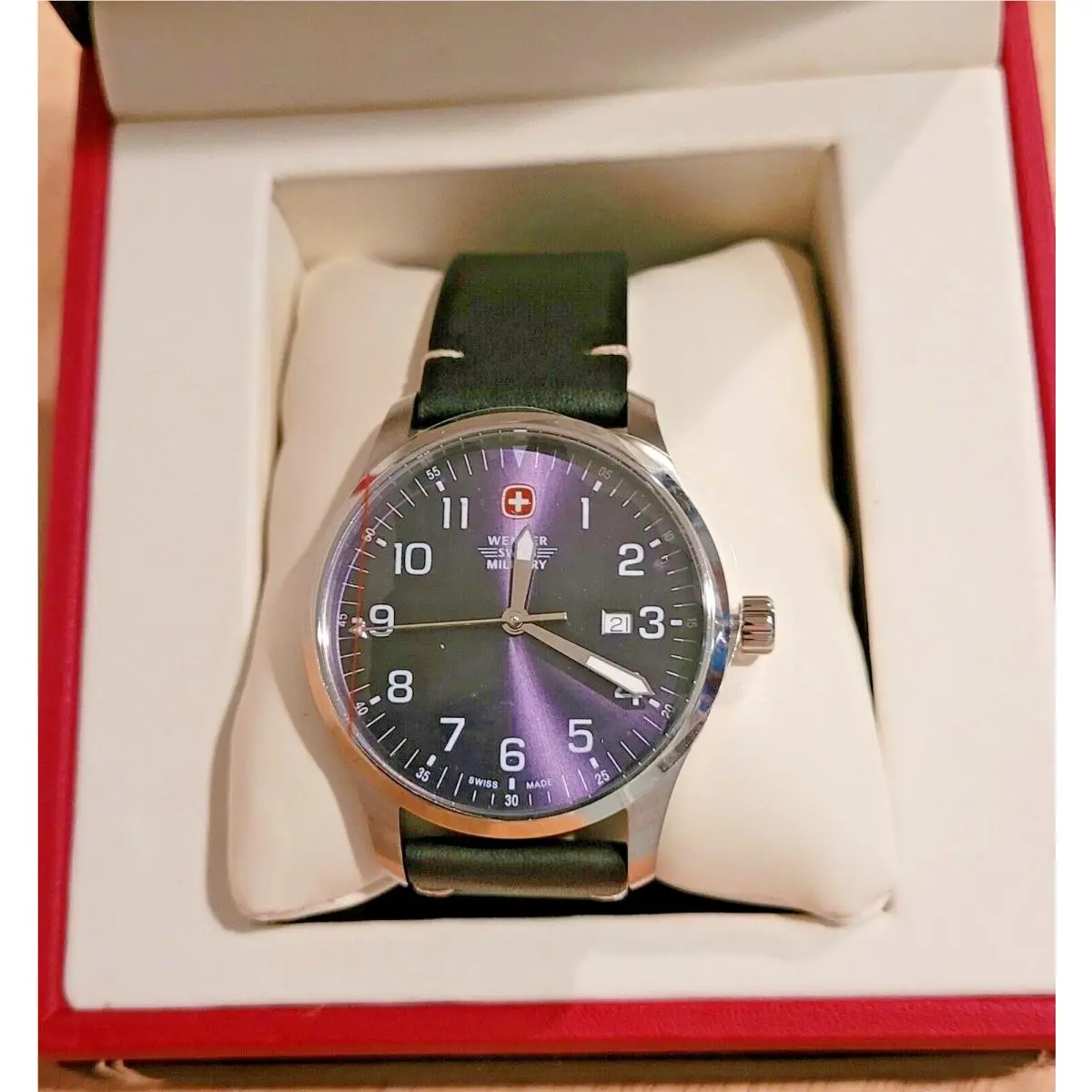 Swiss Made Military Terragraph Men`s Wristwatch with Box by Wenger