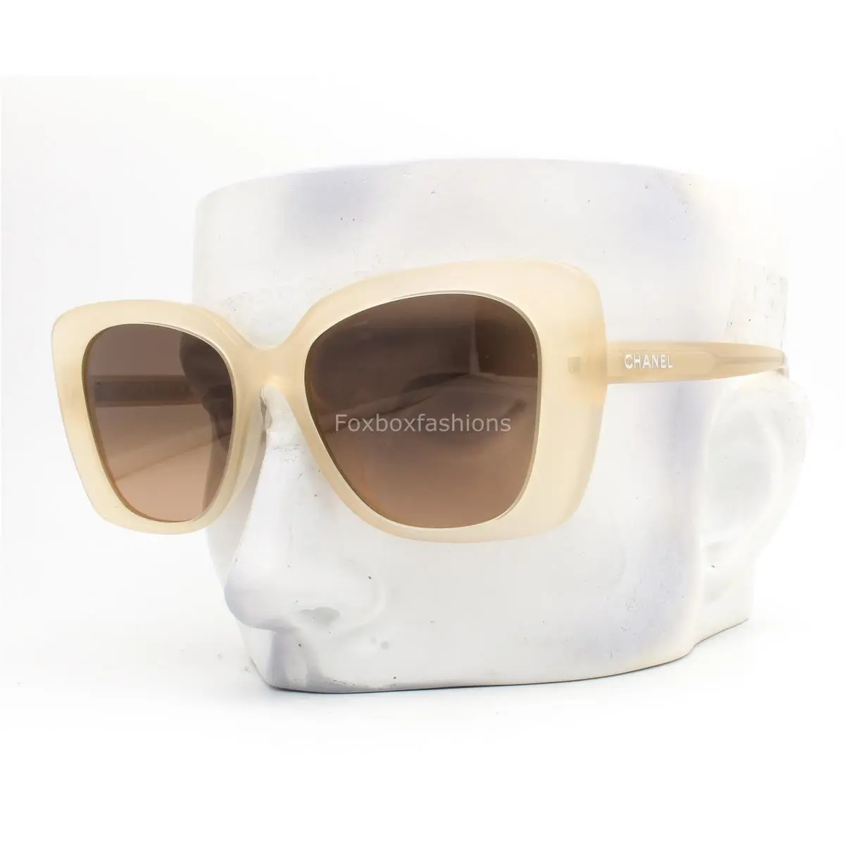 Chanel Sunglasses Milky Beige Brown Silver Logo ch5504A 1731/43 with Case