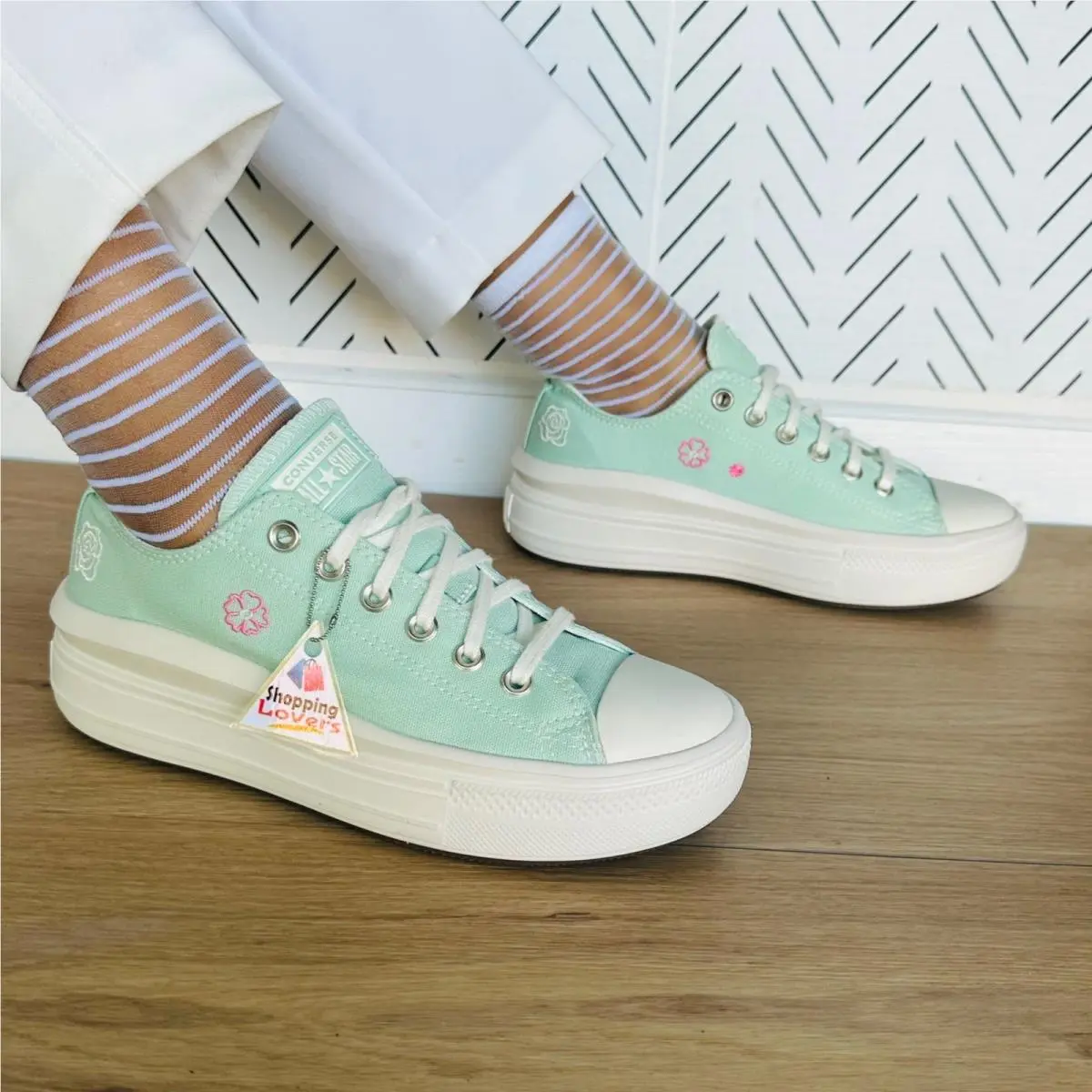 Chuck Taylor All Star Move Platform Sz 8.5 Women`s Shoes Mint A10823C by Converse