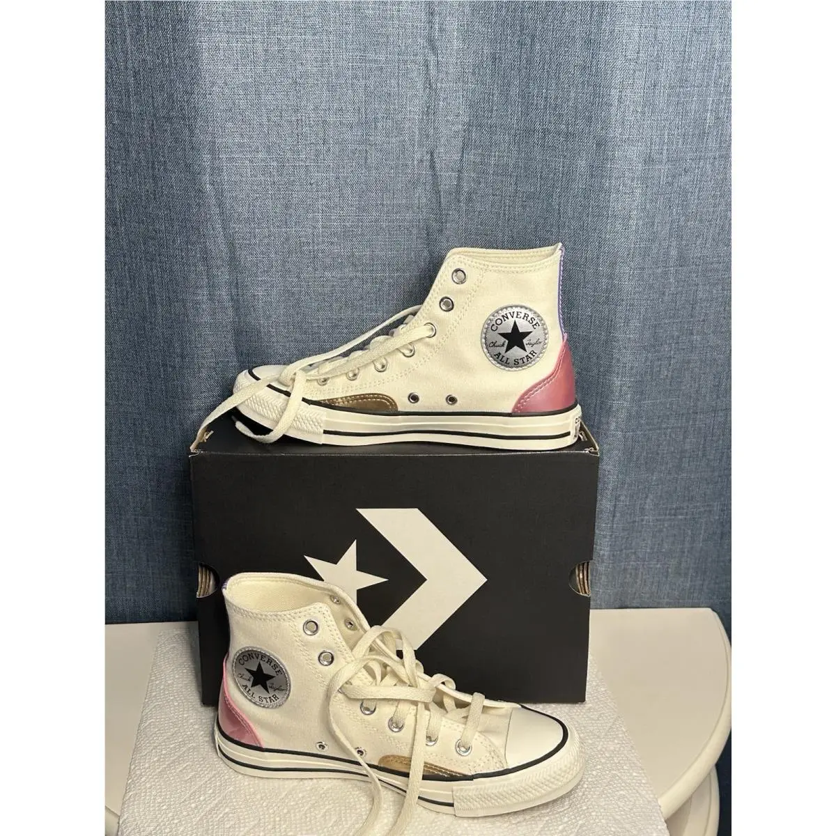 Chuck Taylor High Top Women`s Size 7 Shoes Canvas White Skate A09798F by Converse