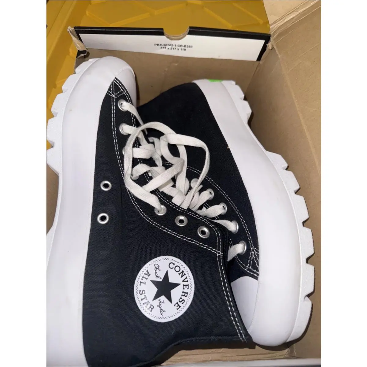 Converse shoes - Converse Chuck Taylor - Chuck Taylor - Black 0