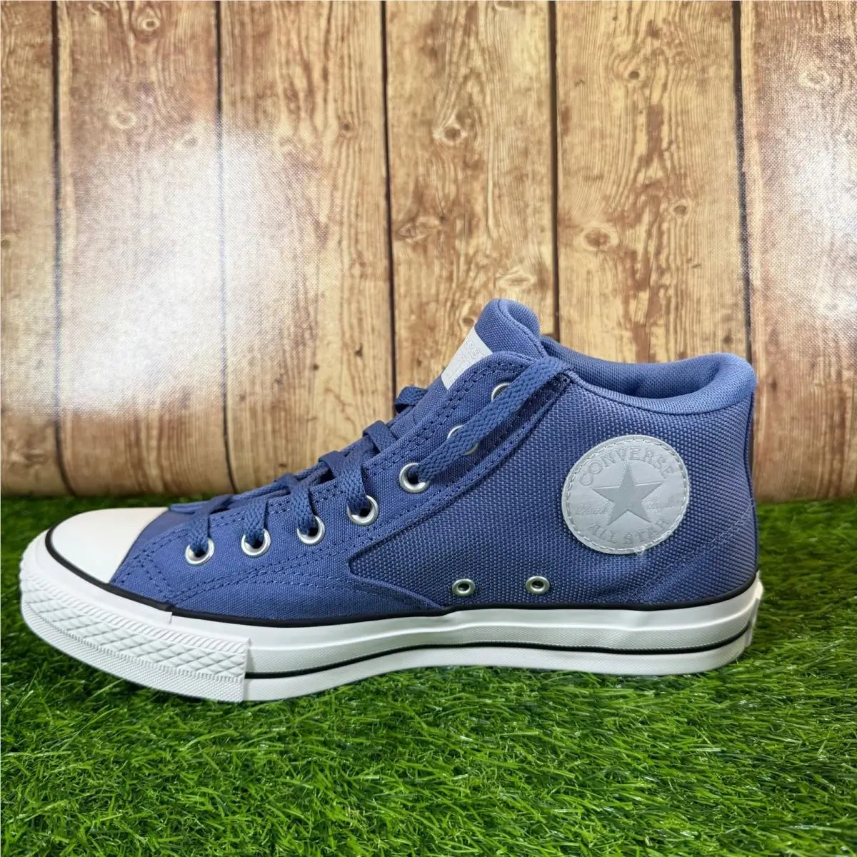 Converse shoes - Blue 3