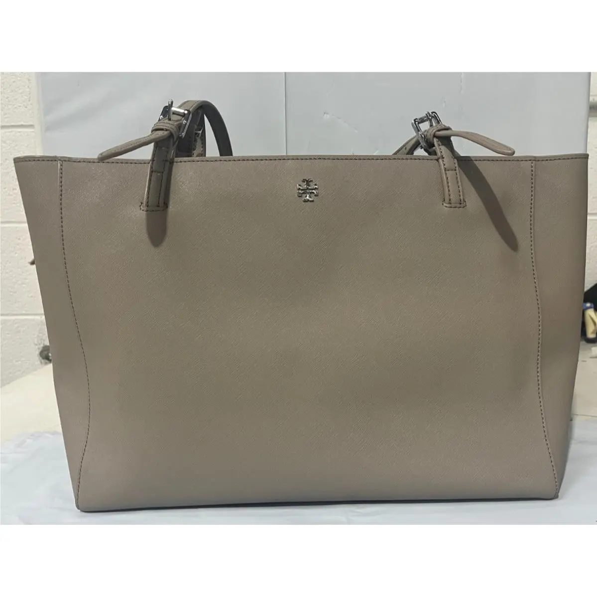 Tory Burch 134836 Emerson Large Tote Gray Saffiano Leather Shoulder Bag