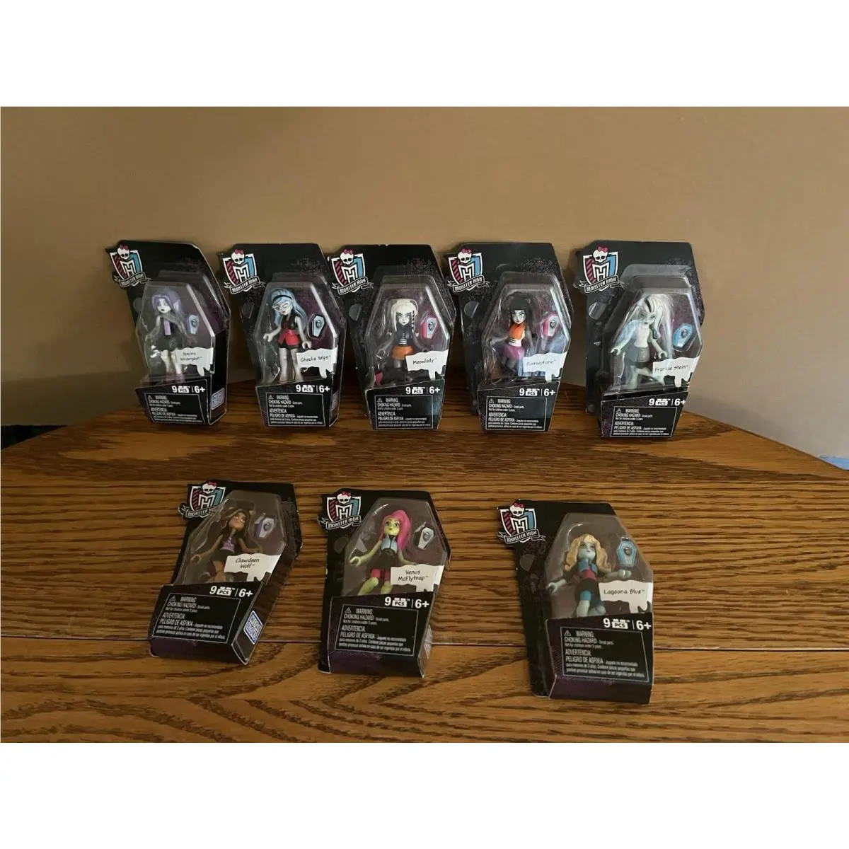 Monster High Mega Bloks 8 Dolls in Package Collection 1- 2015