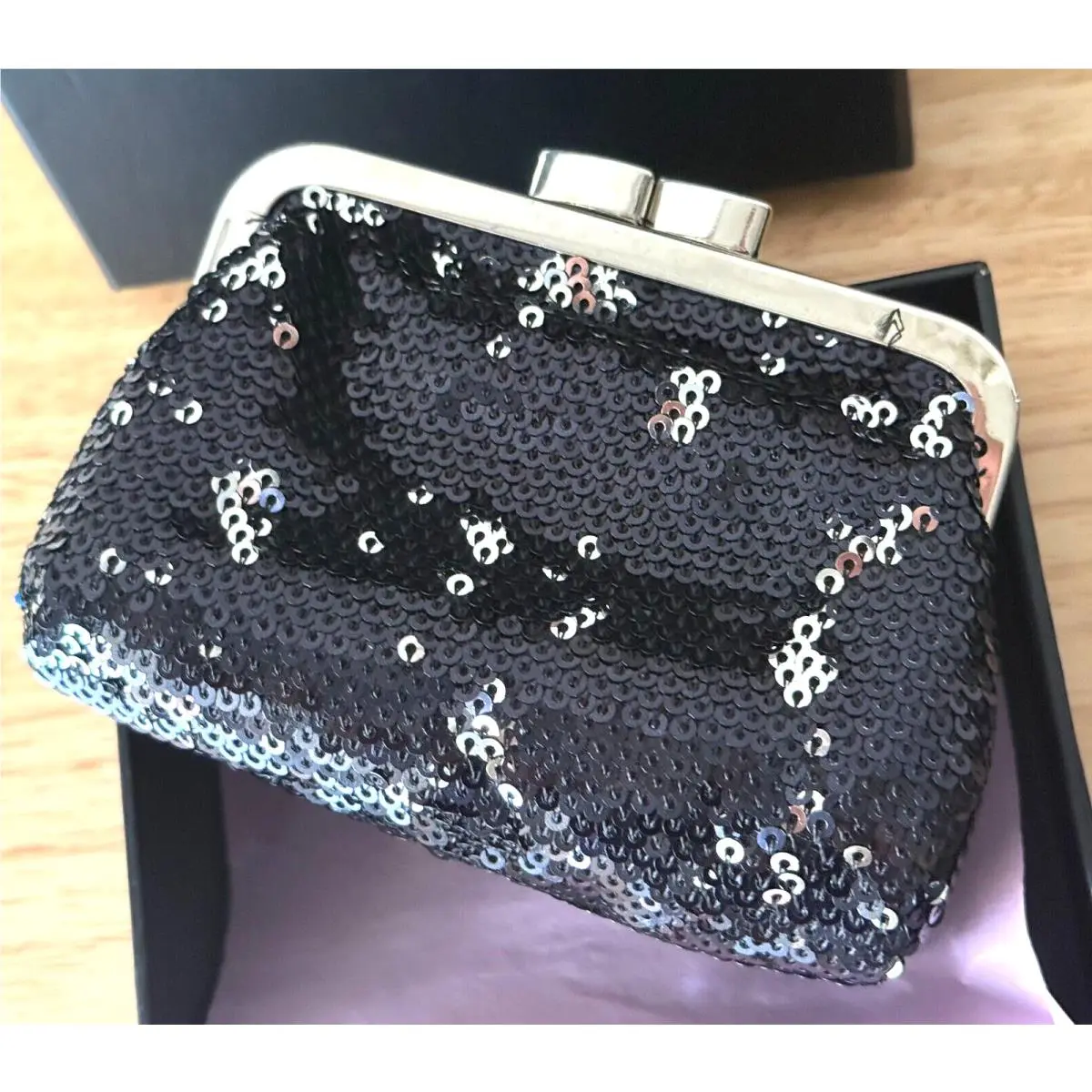 Elegant Victoria`s Secret Tiny Black Evening Sequence Purse