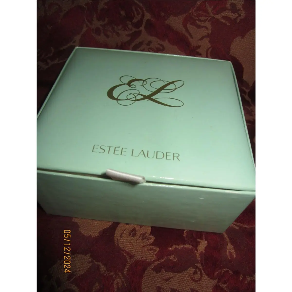 Estee Lauder Youth Dew Dusting Body Powder Full Size 9oz/255g 90% Full by Estée Lauder