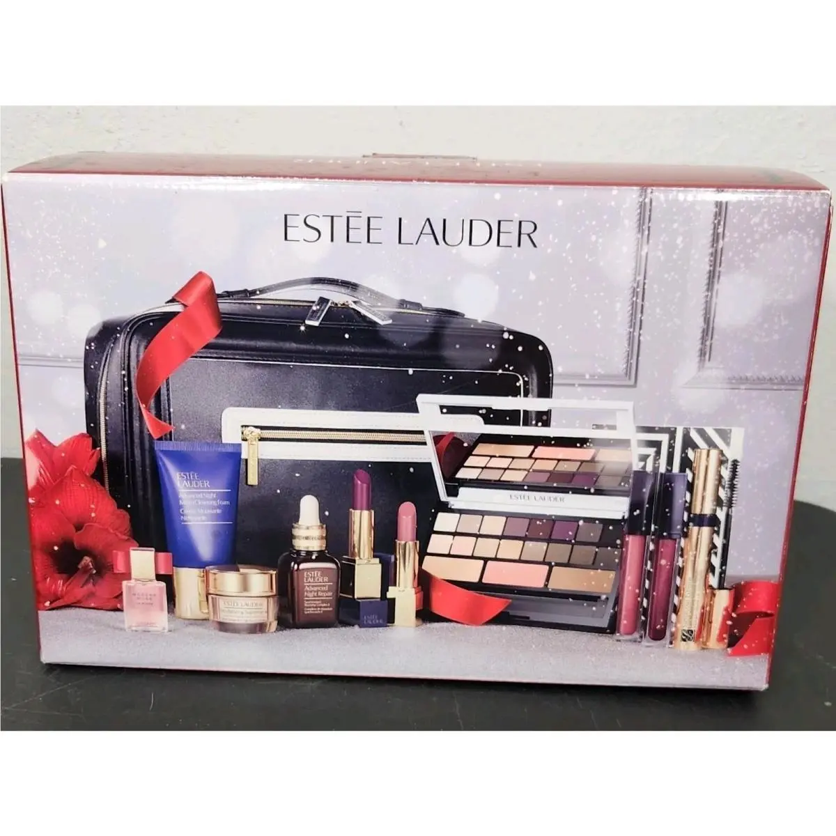 Estee Lauder 9 Piece Holiday Cosmetics Makeup Case Gift Set Mother Wife by Estée Lauder