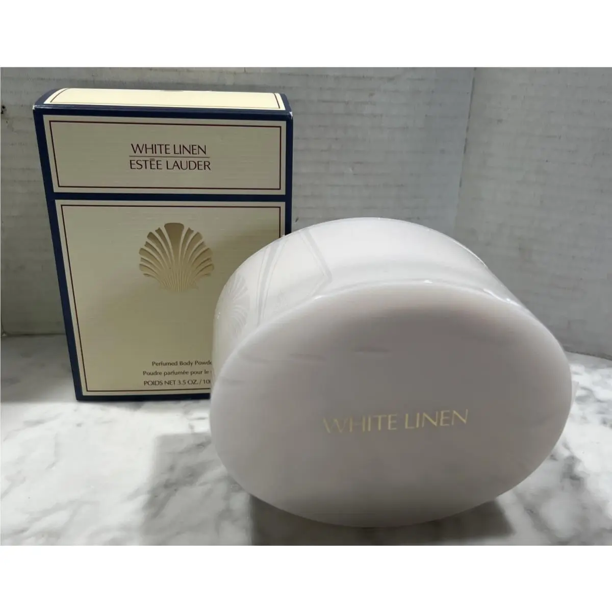 Estee Lauder White Linen Perfumed Body Powder 3.5 oz/100g by Estée Lauder