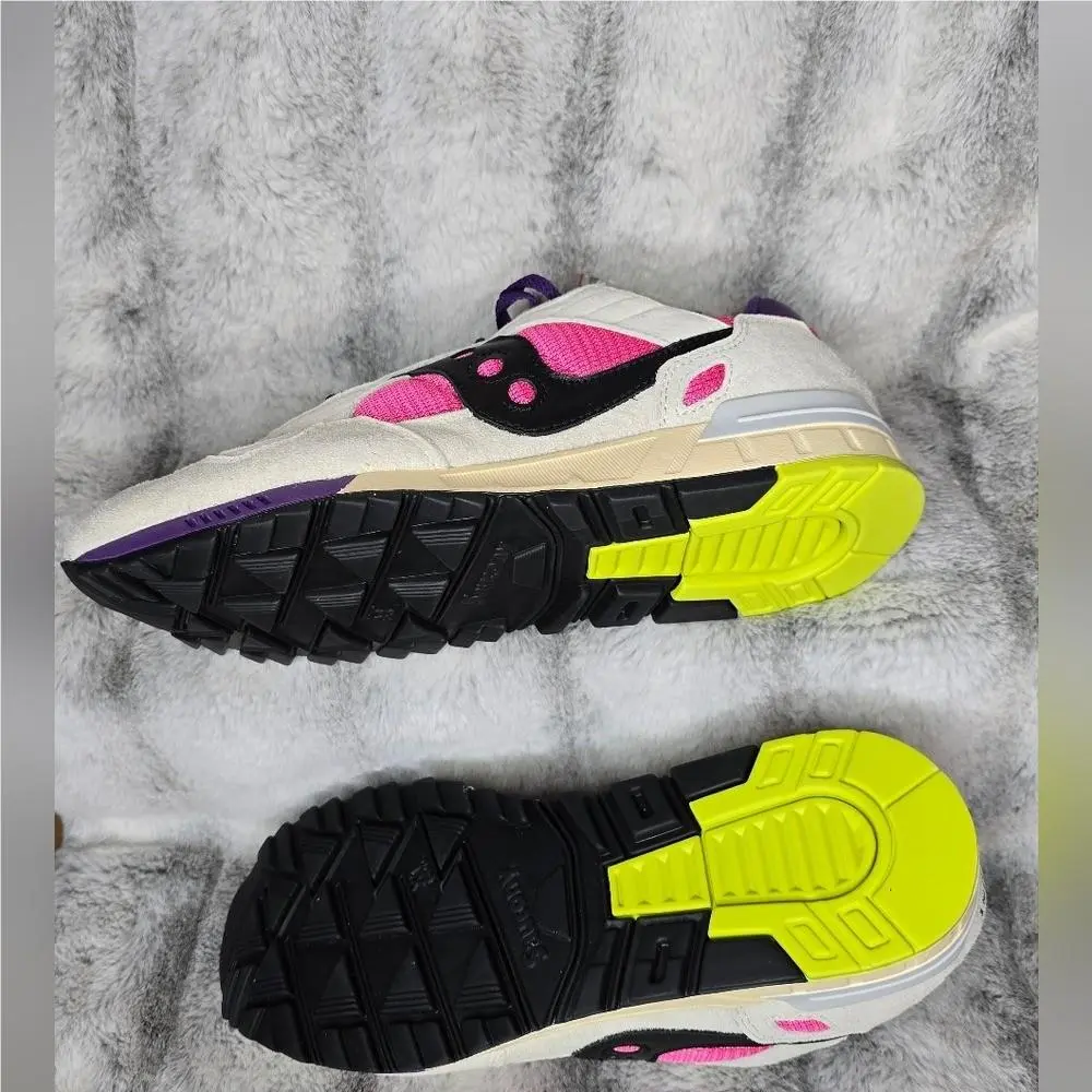 Saucony shoes - Pink 3