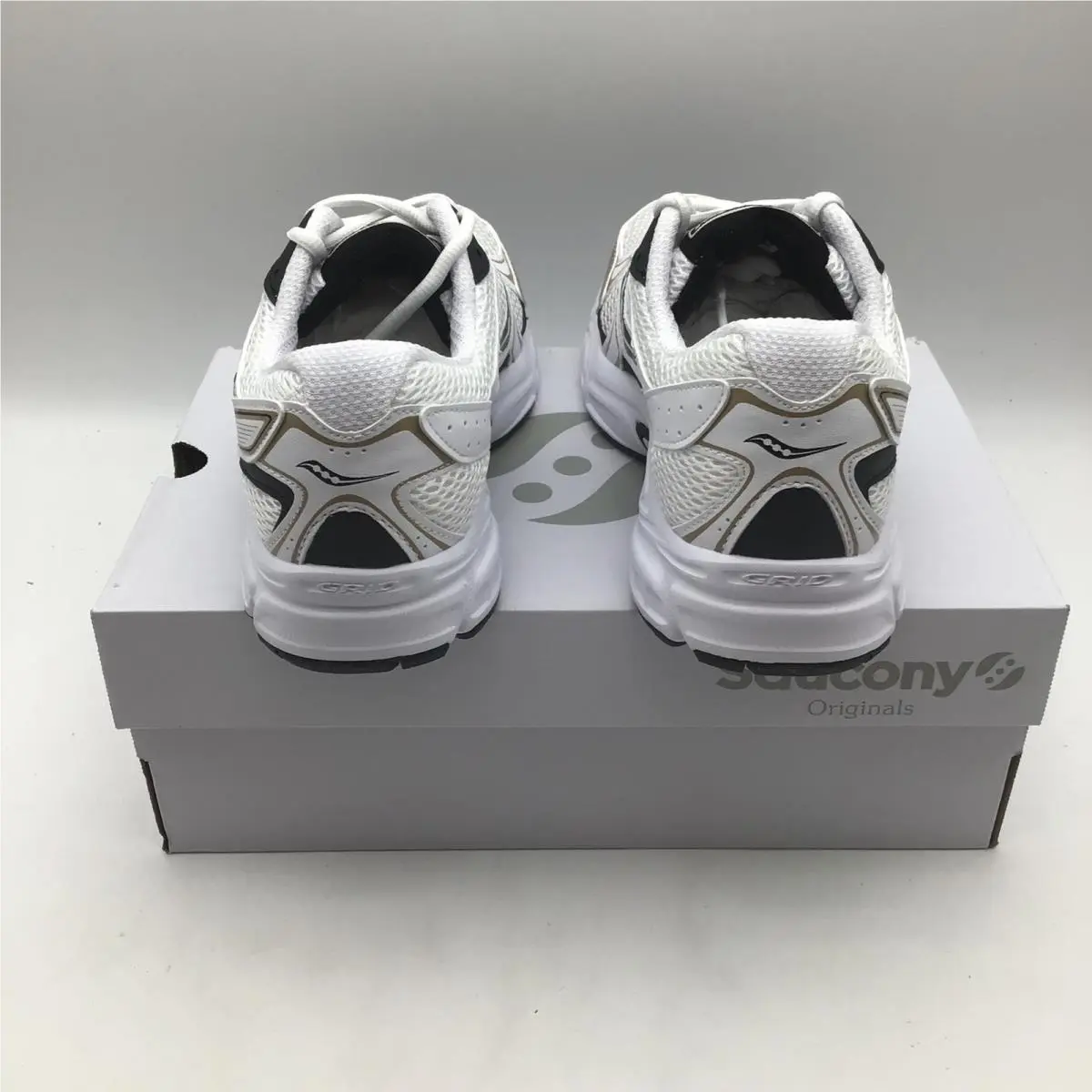 Saucony shoes - Ride Millennium - Ride Millennium - White 2