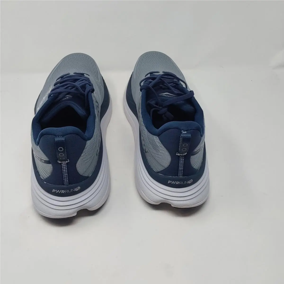 Saucony shoes - Saucony Hurricane 24 - Hurricane - Blue 2