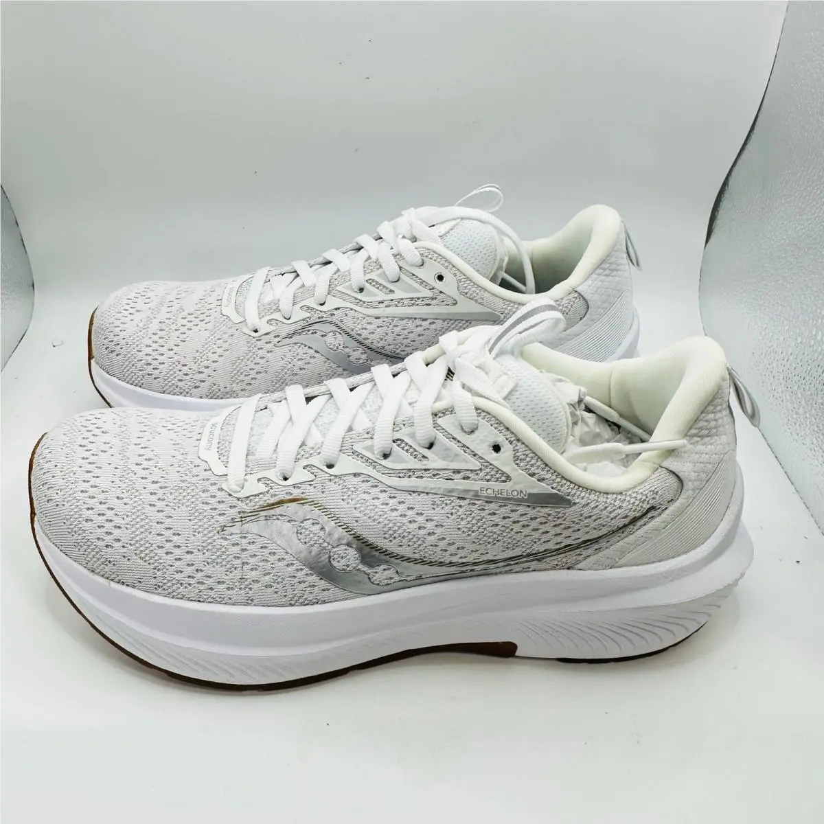 Saucony shoes - White 1