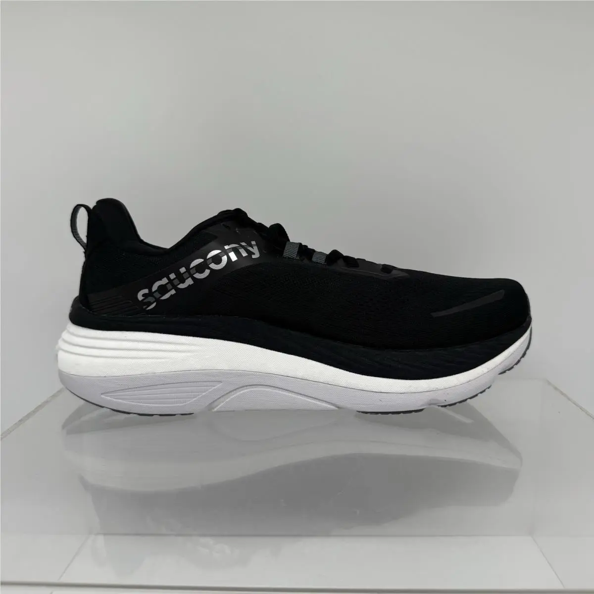 Saucony shoes - Saucony Hurricane 24 - Hurricane - S20933-100 - Black 1