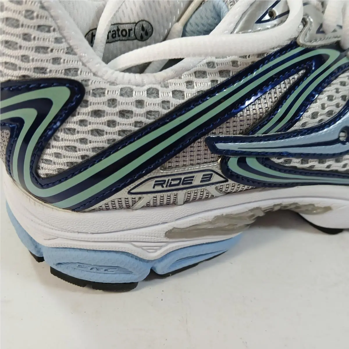 Saucony shoes - Multicolor 4