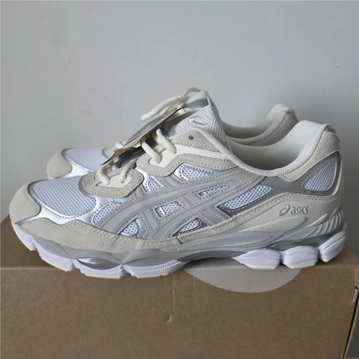 Asics Gel Nyc White / Oyster Grey - Men`s Size 13 - 1201A789-105